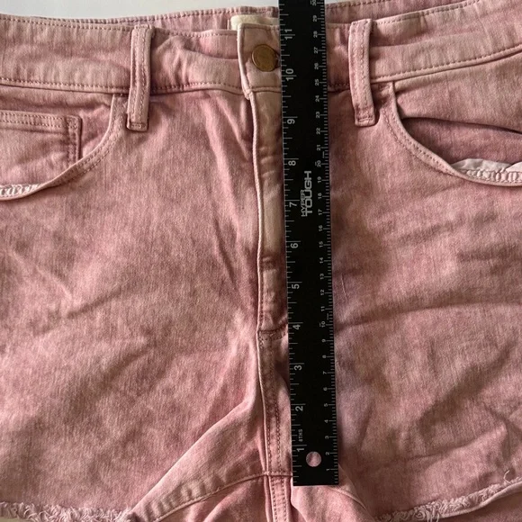 Universal Thread Acid Wash Pink Denim High Rise Midi Shorts Size 14 - Picture 3 of 8